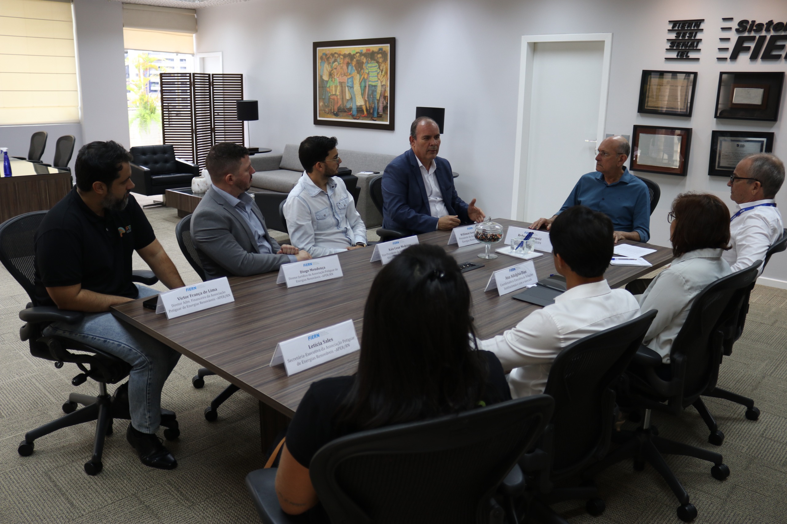 APER realiza visita institucional à FIERN e discute novas parcerias estratégicas
